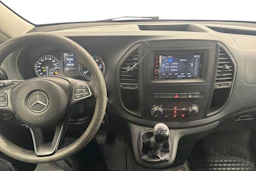 valkoinen Mercedes-Benz Vito 2016 kuva 7.
