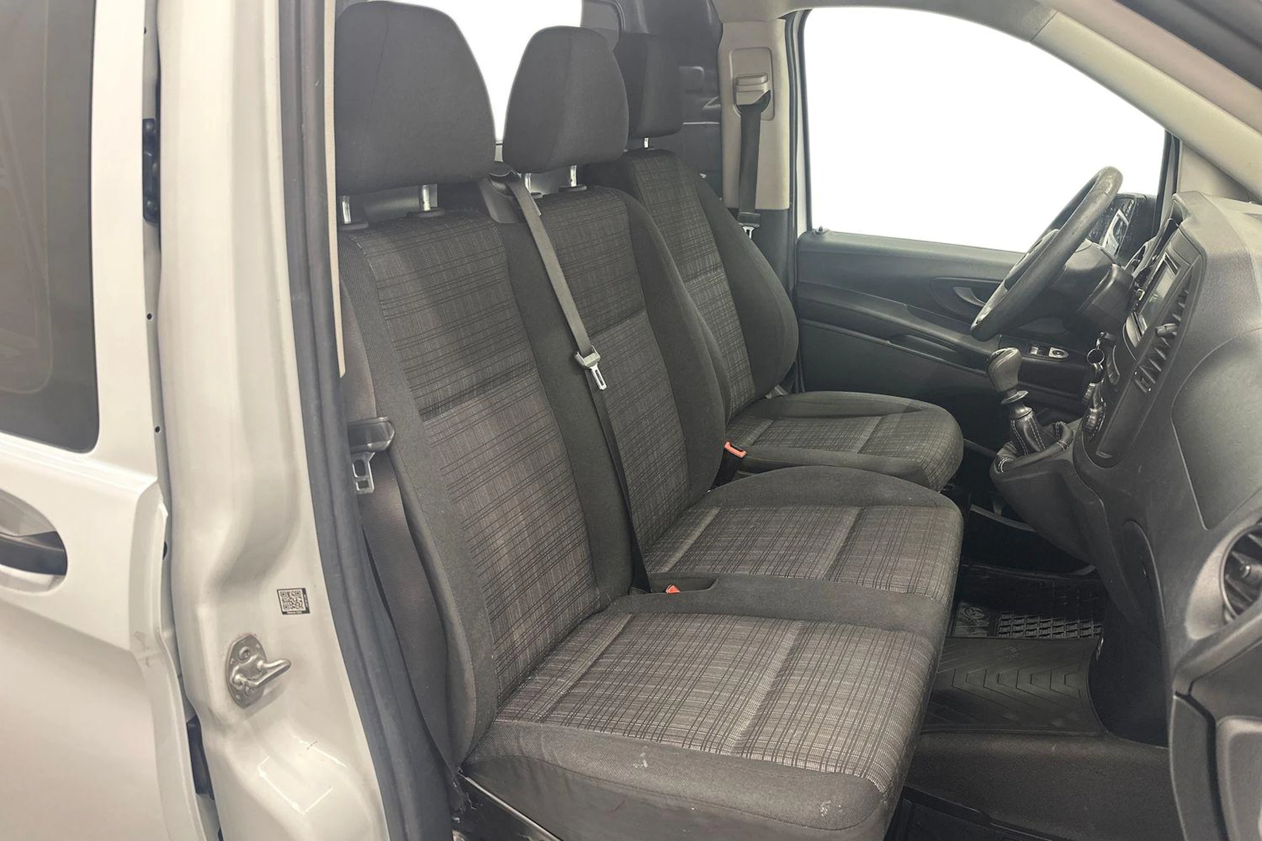 valkoinen Mercedes-Benz Vito 2016 kuva 8.