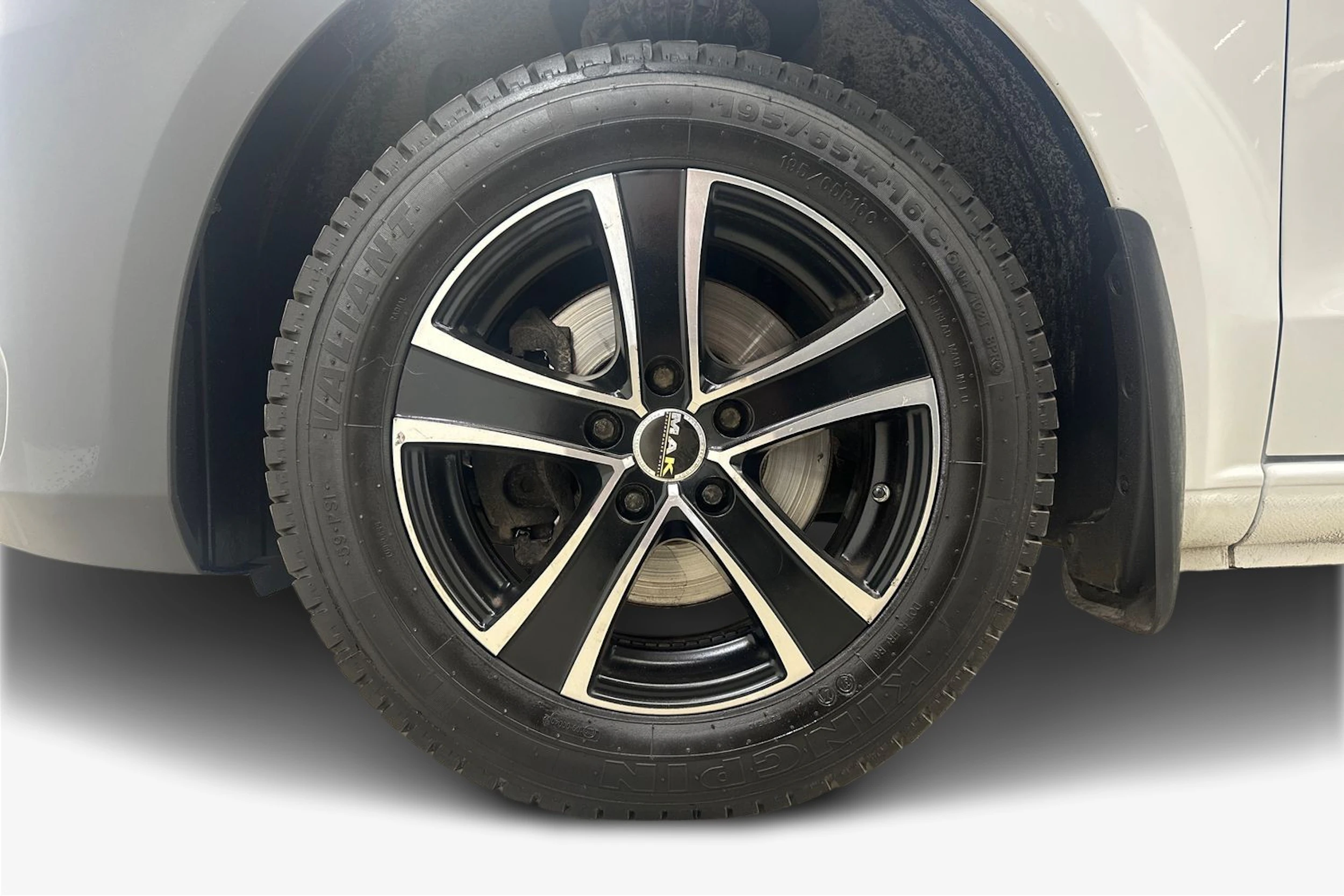 valkoinen Mercedes-Benz Vito 2016 kuva 9.