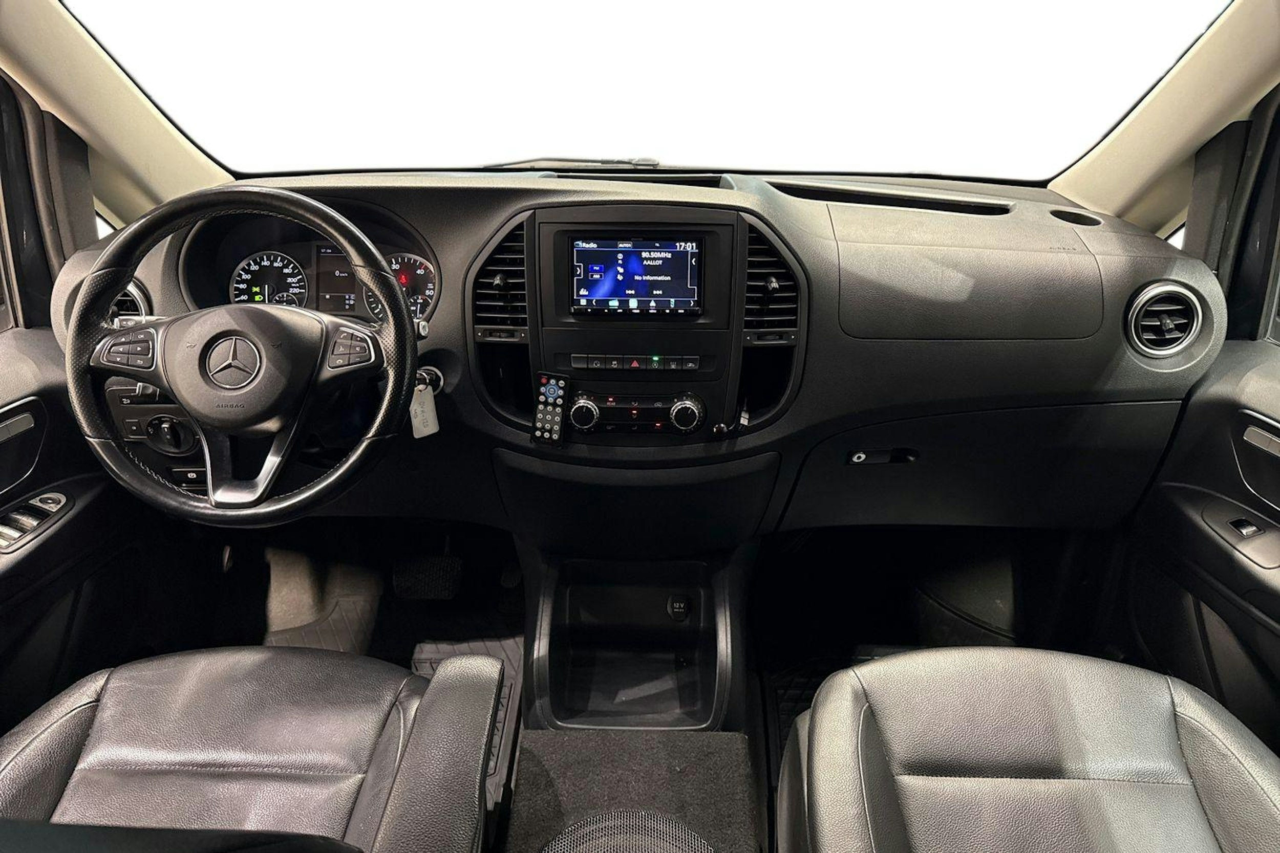 Harmaa Mercedes-Benz VITO 2016 kuva 9.