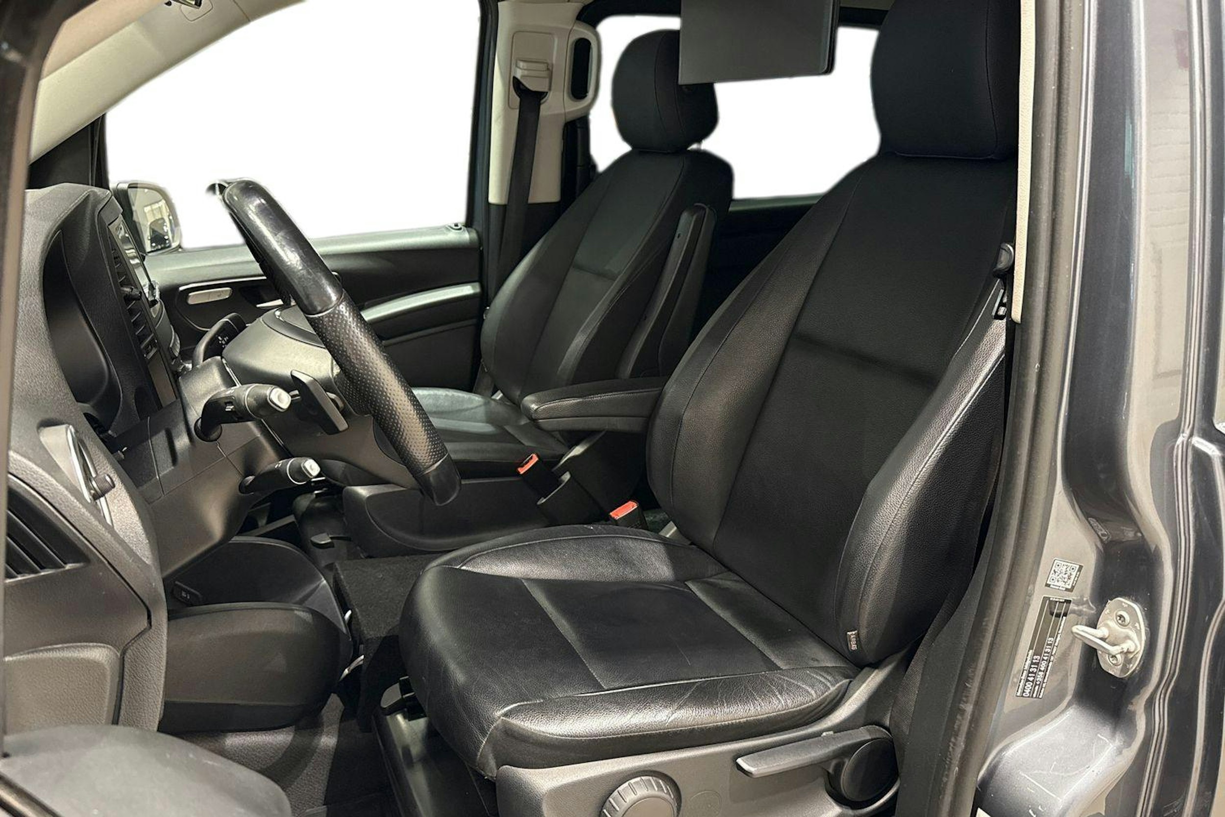 Harmaa Mercedes-Benz VITO 2016 kuva 10.