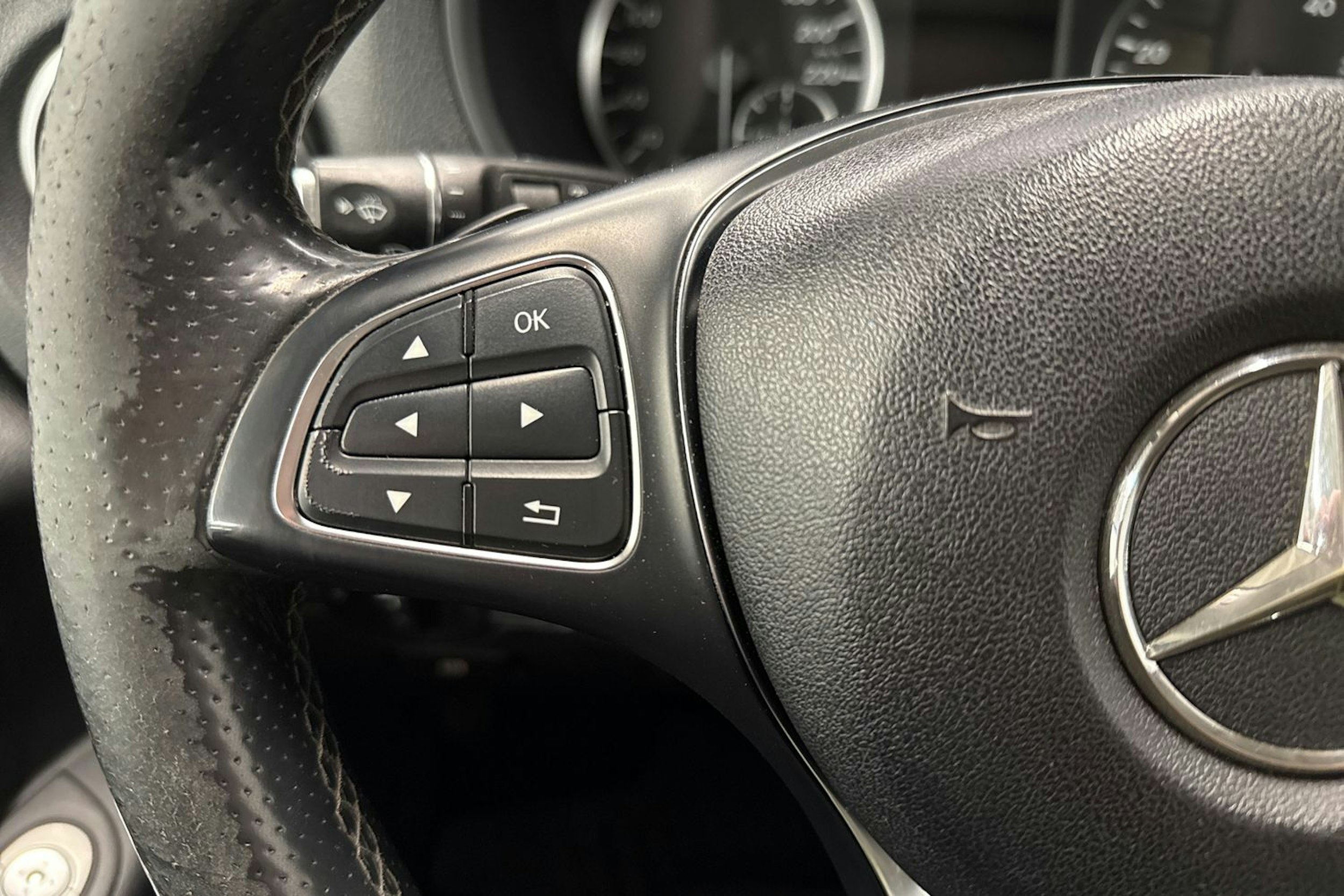 musta Mercedes-Benz Vito 2016 kuva 15.