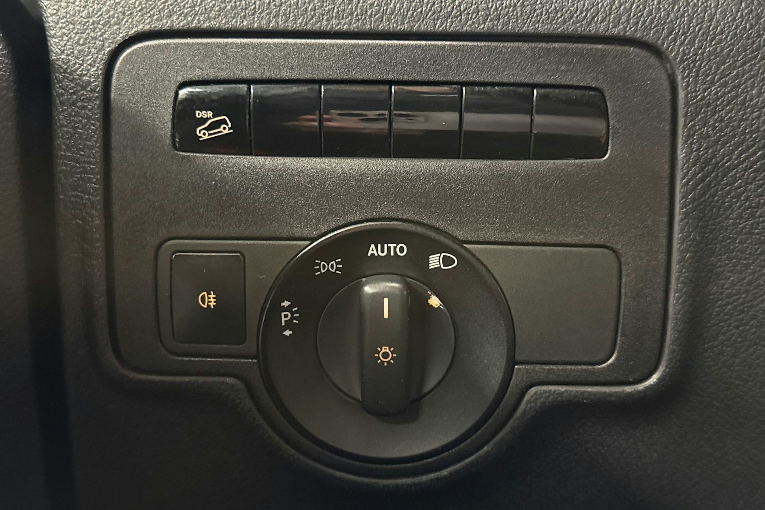 musta Mercedes-Benz Vito 2016 kuva 18.