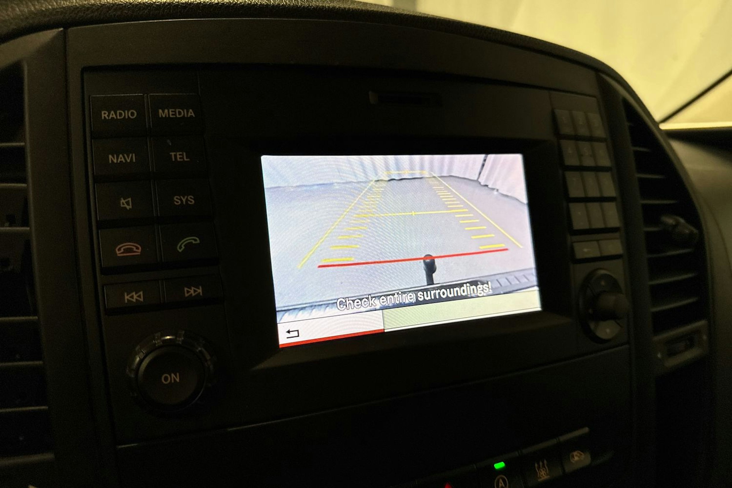 musta Mercedes-Benz Vito 2016 kuva 21.