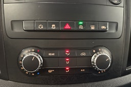 musta Mercedes-Benz Vito 2016 kuva 23.