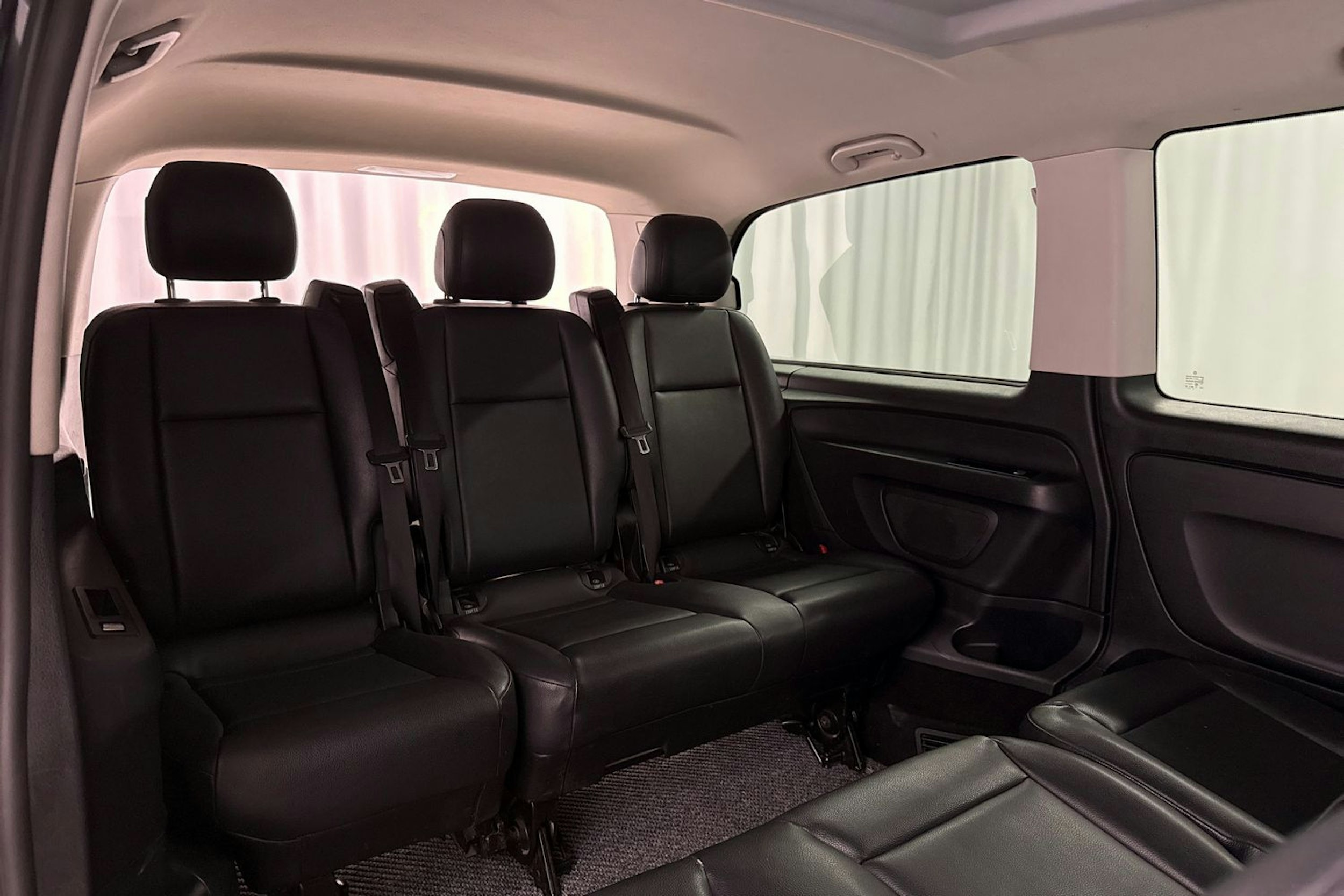 musta Mercedes-Benz Vito 2016 kuva 24.