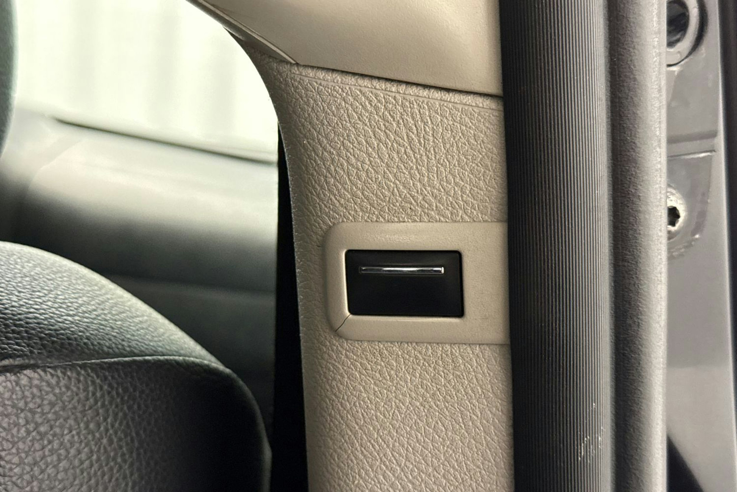 musta Mercedes-Benz Vito 2016 kuva 26.