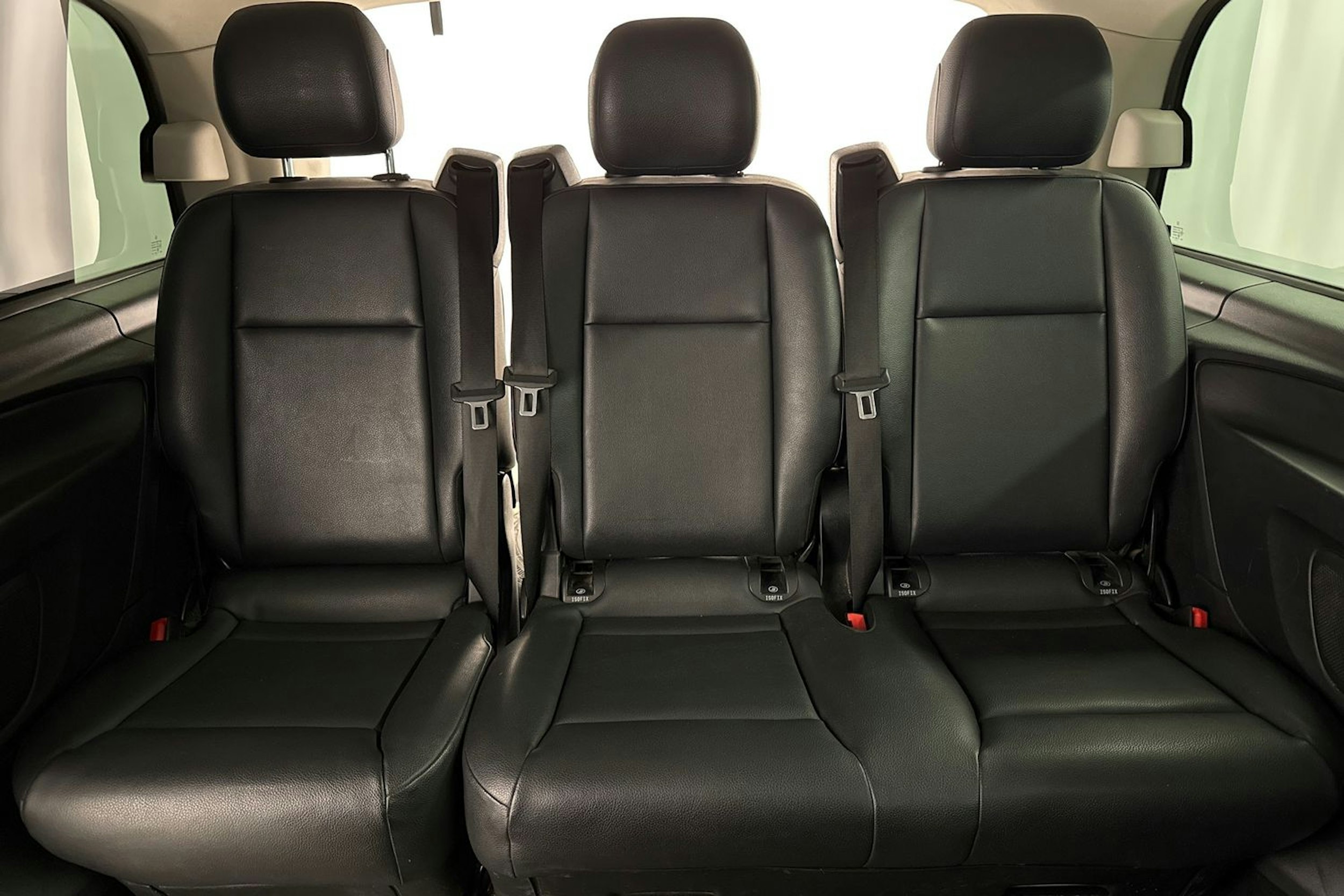 musta Mercedes-Benz Vito 2016 kuva 27.