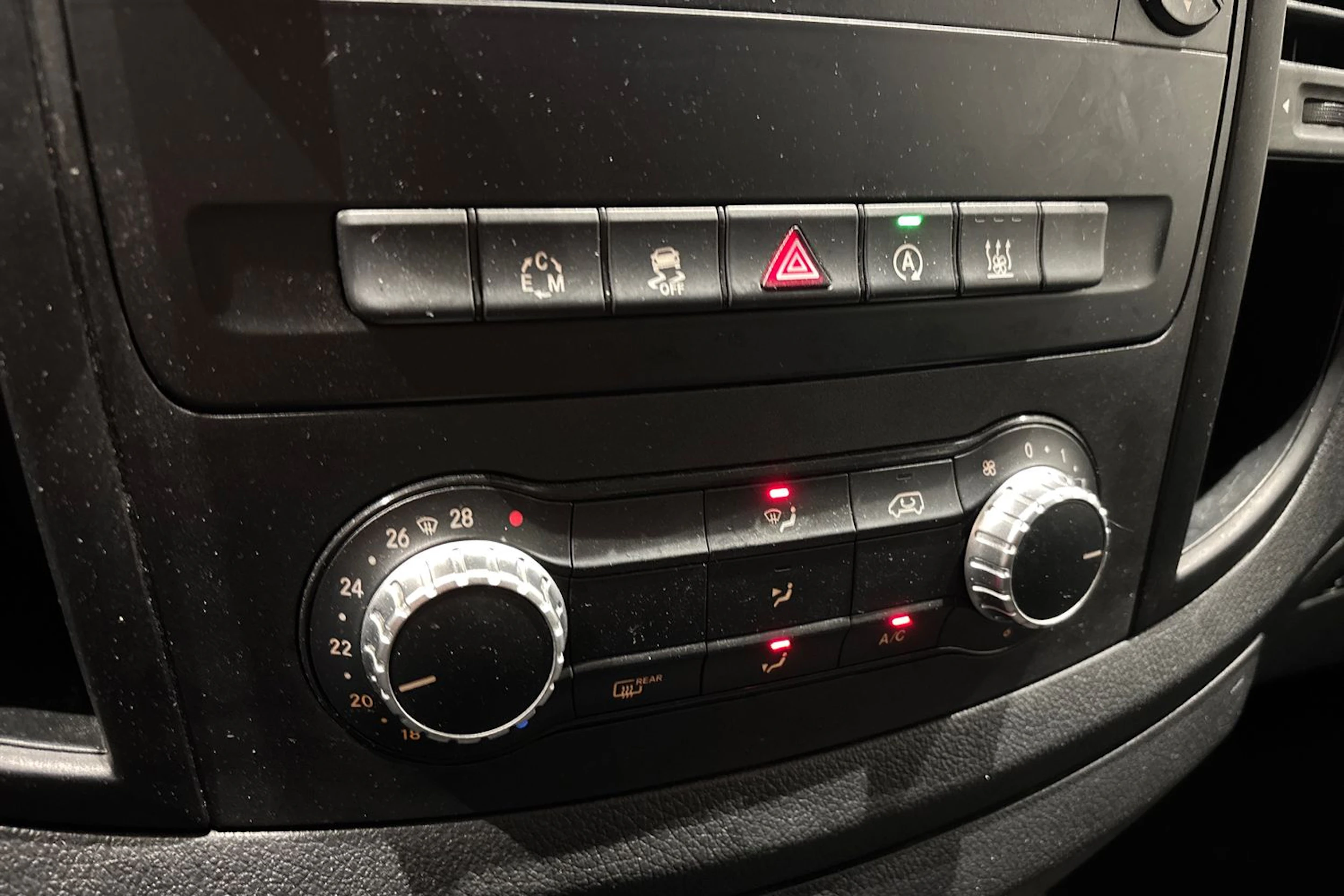 musta Mercedes-Benz Vito 2016 kuva 20.