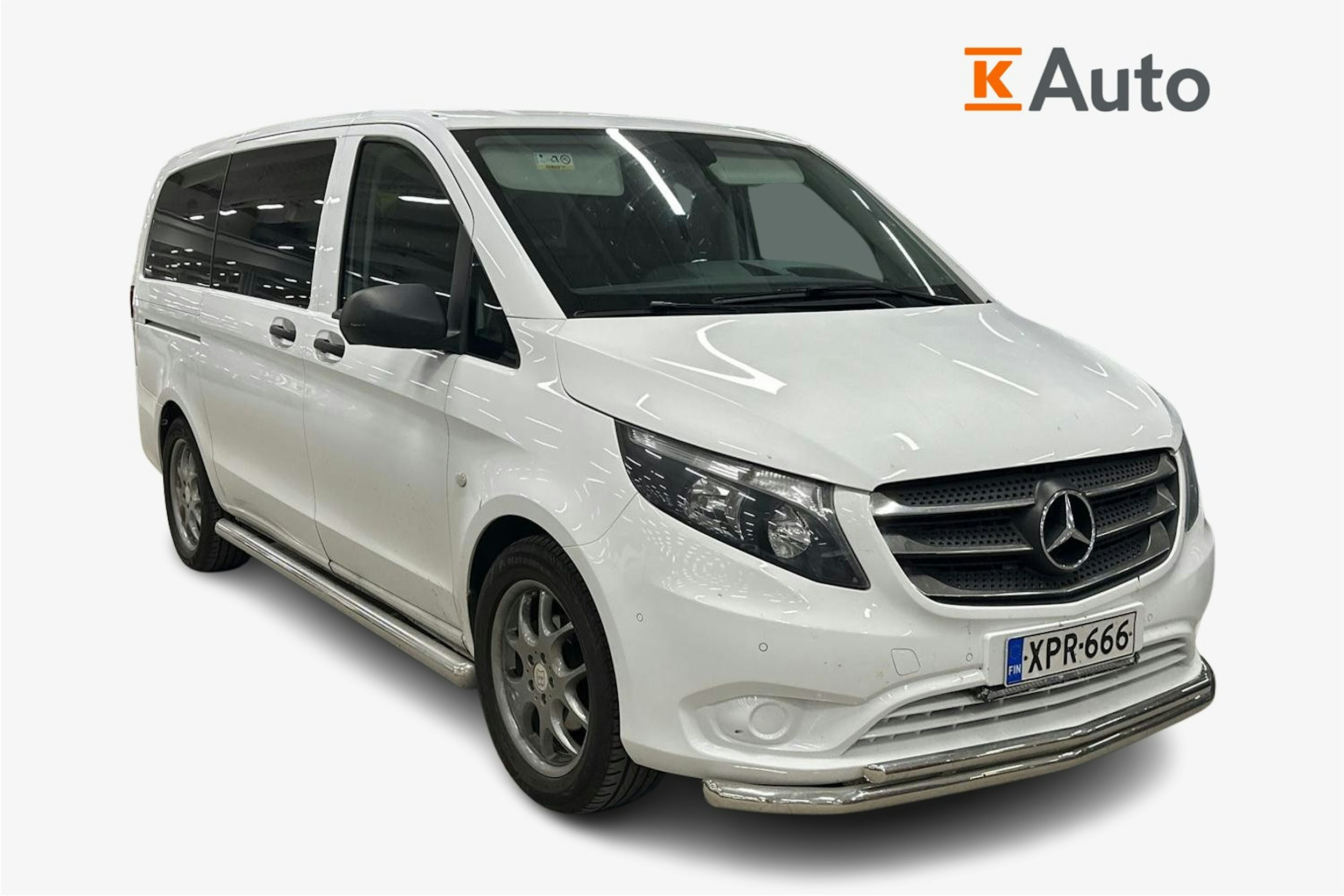 Valkoinen Mercedes-Benz VITO 2016 kuva 1.