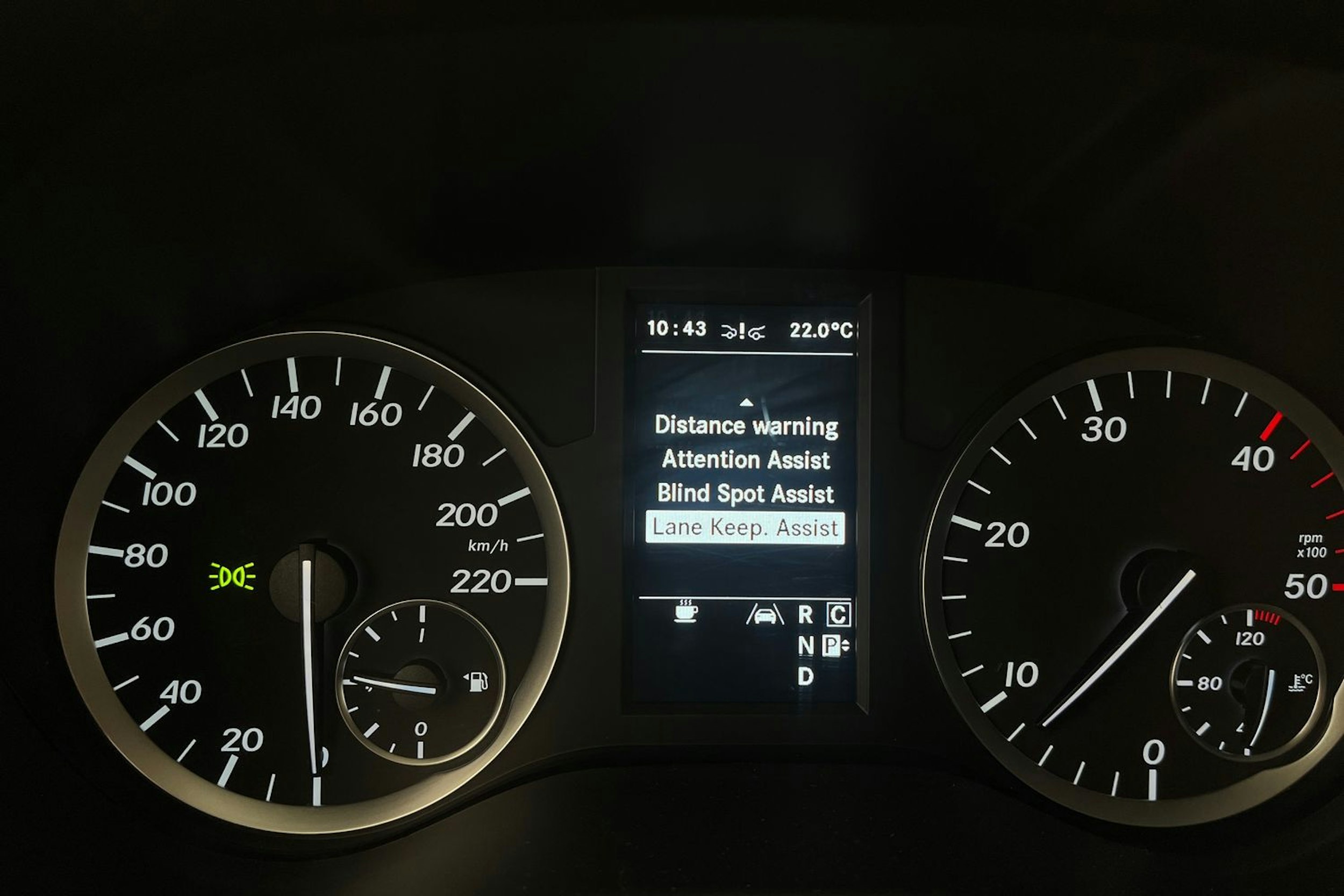 harmaa Mercedes-Benz Vito 2016 kuva 18.
