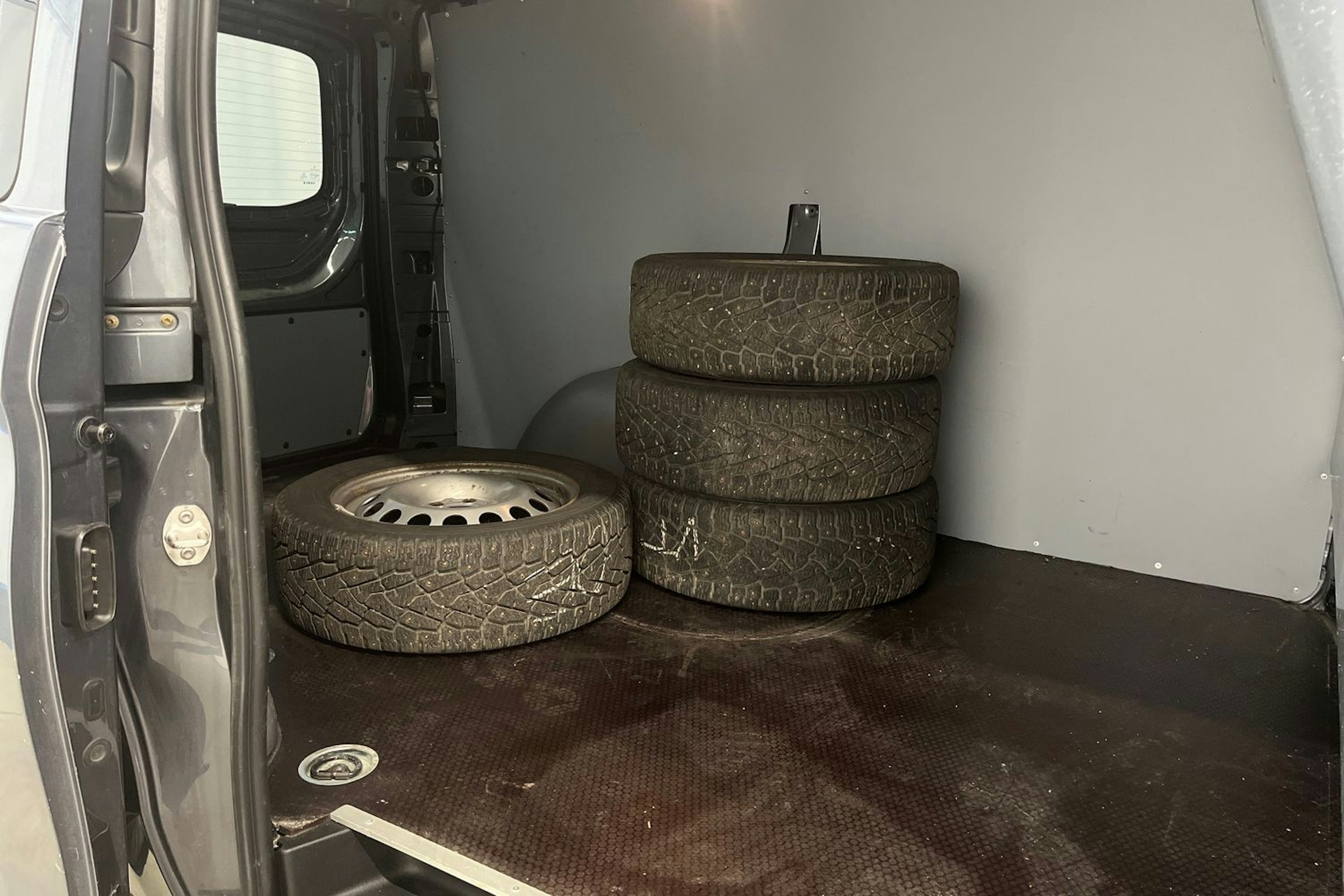 harmaa Mercedes-Benz Vito 2016 kuva 33.