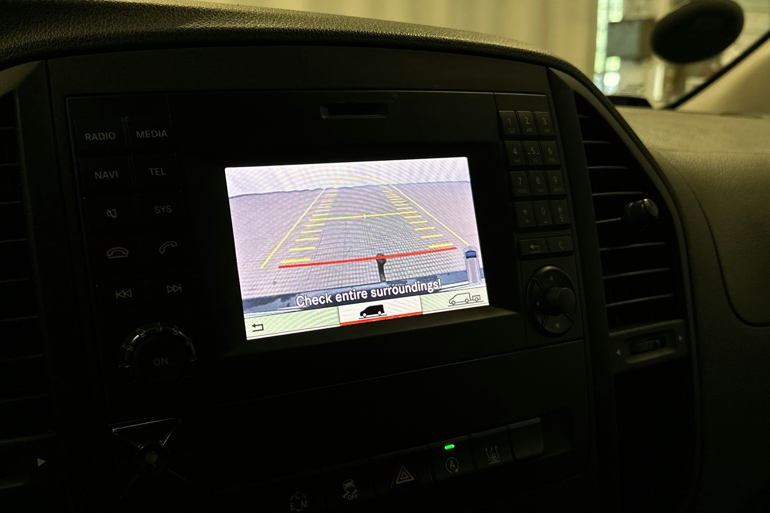 valkoinen Mercedes-Benz Vito 2017 kuva 22.