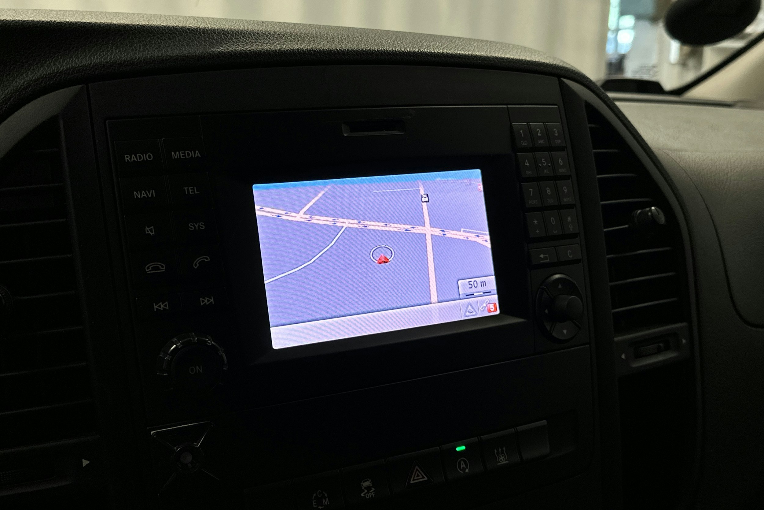 valkoinen Mercedes-Benz Vito 2017 kuva 23.