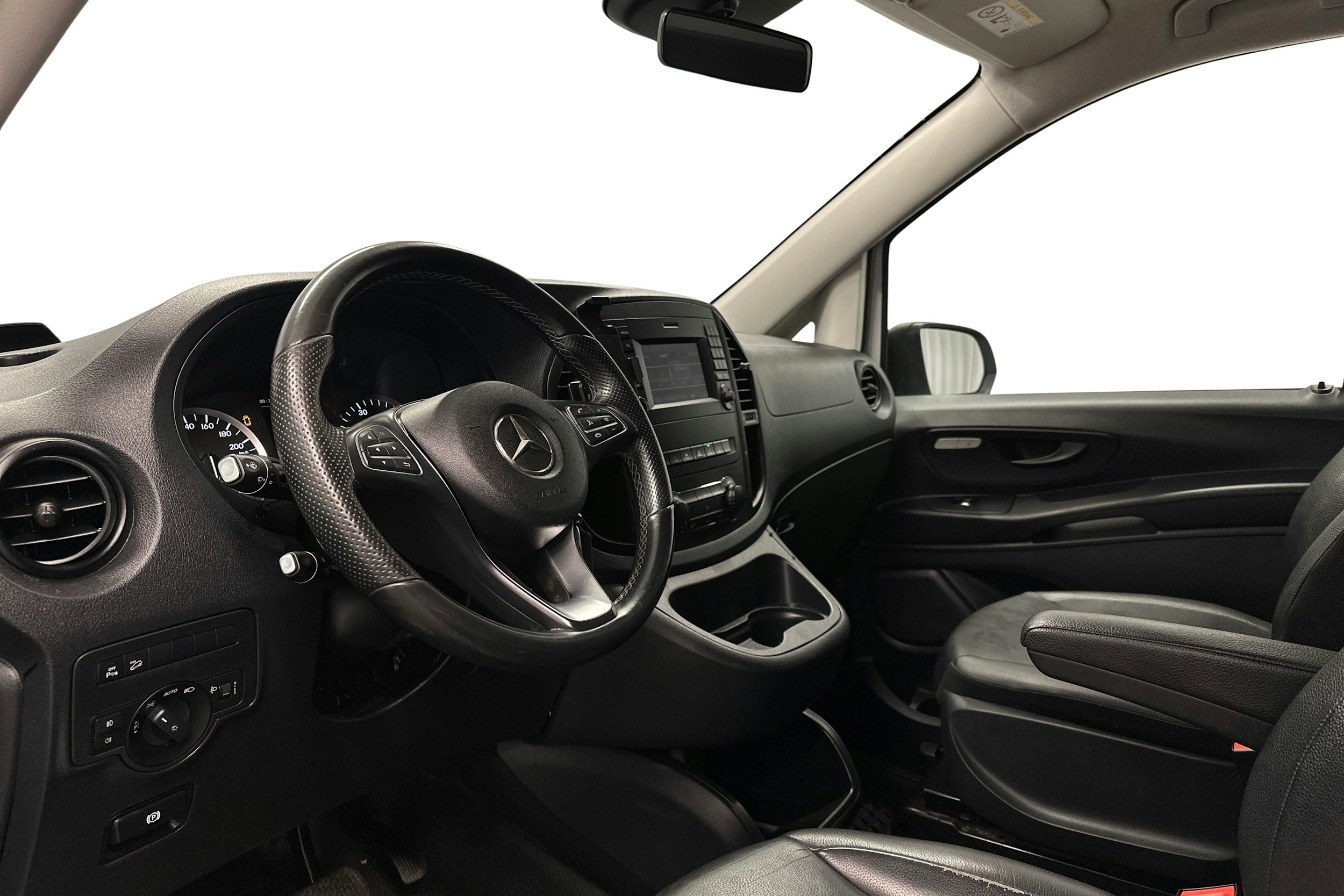 valkoinen Mercedes-Benz Vito 2017 kuva 6.