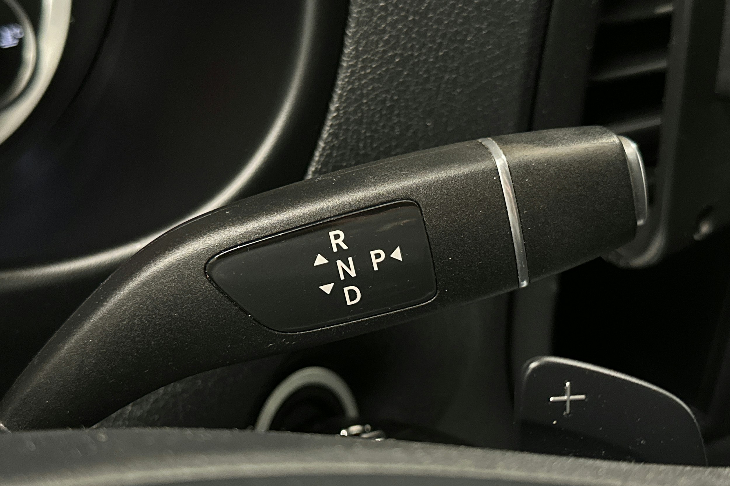 valkoinen Mercedes-Benz Vito 2017 kuva 18.