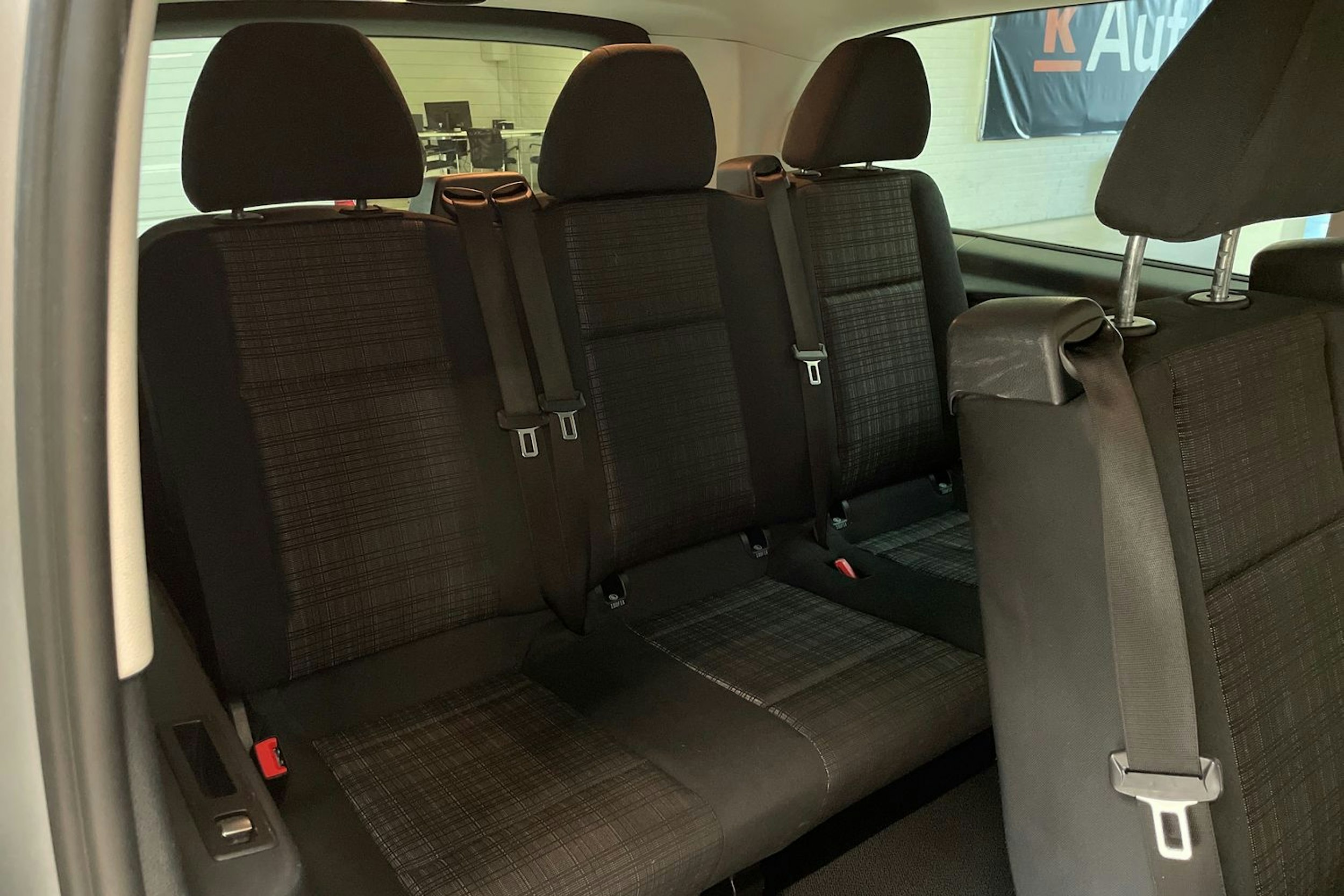 harmaa Mercedes-Benz Vito 2017 kuva 13.