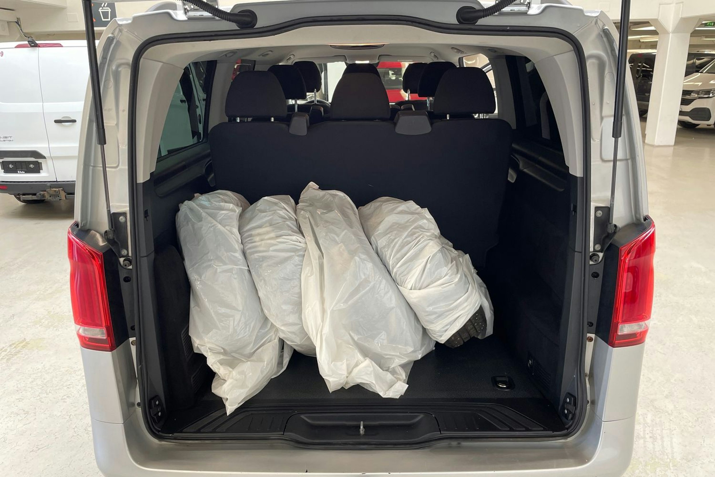 harmaa Mercedes-Benz Vito 2017 kuva 14.