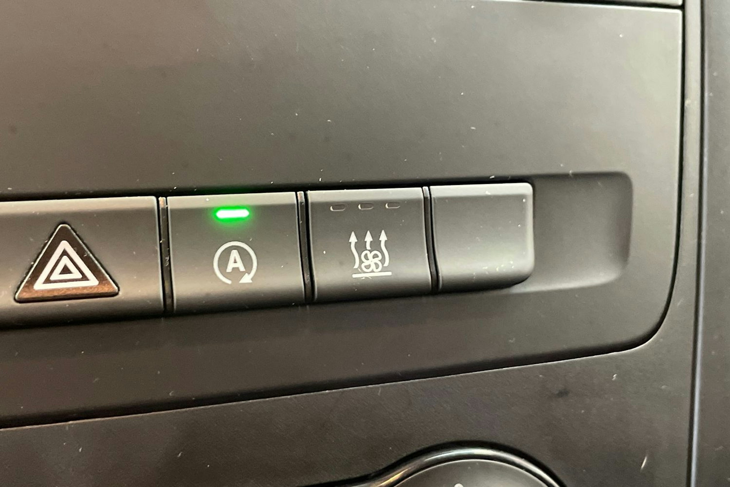 harmaa Mercedes-Benz Vito 2017 kuva 26.