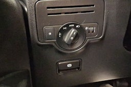 valkoinen Mercedes-Benz Vito 2017 kuva 22.