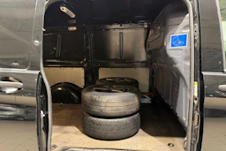musta Mercedes-Benz Vito 2017 kuva 20.