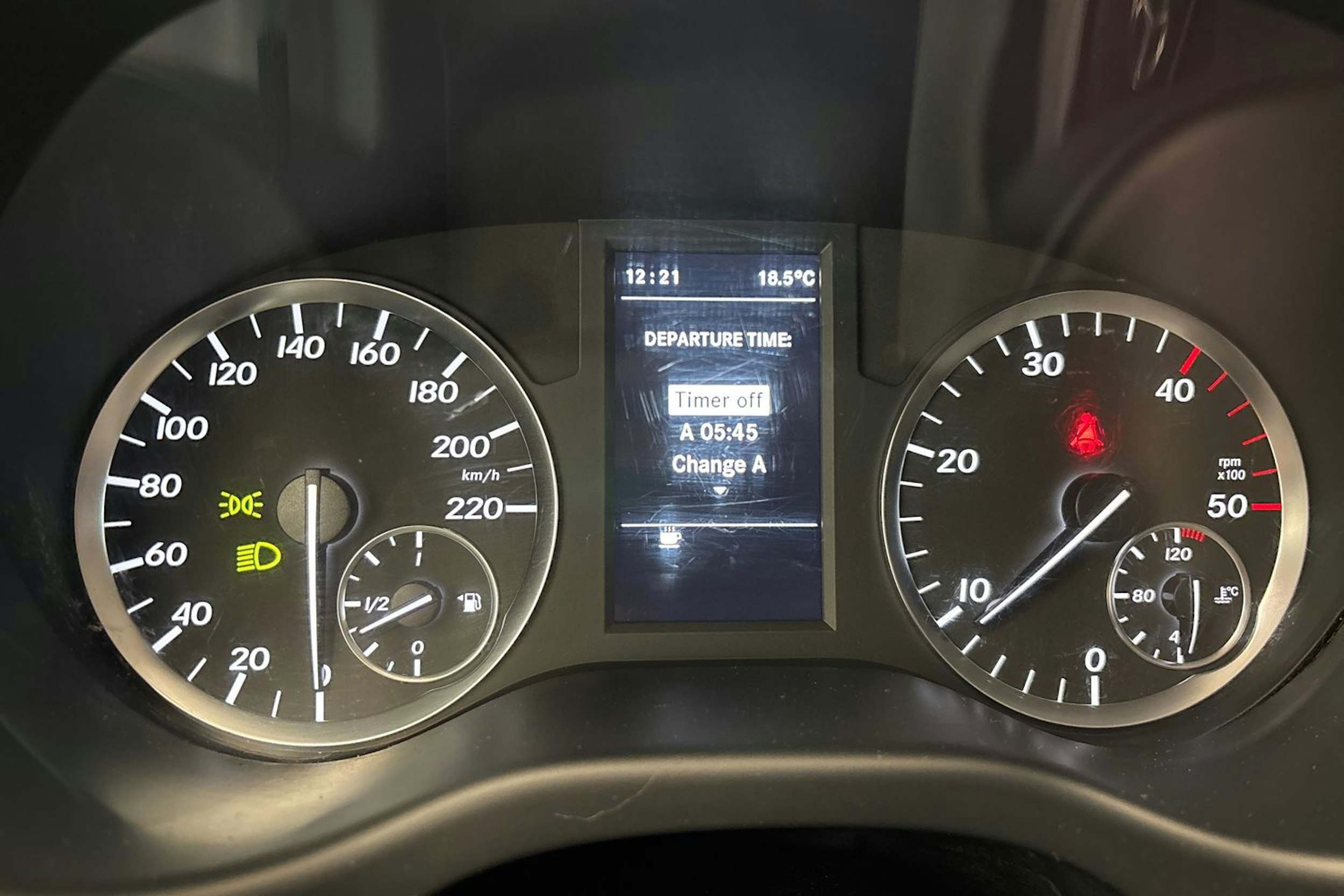 Valkoinen Mercedes-Benz Vito 2017 kuva 20.