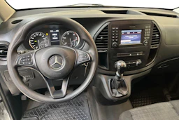 valkoinen Mercedes-Benz Vito 2017 kuva 9.