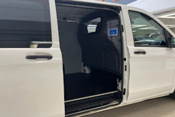 valkoinen Mercedes-Benz Vito 2017 kuva 15.