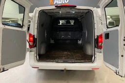valkoinen Mercedes-Benz Vito 2017 kuva 13.