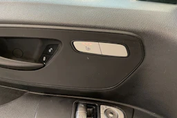 valkoinen Mercedes-Benz Vito 2017 kuva 20.