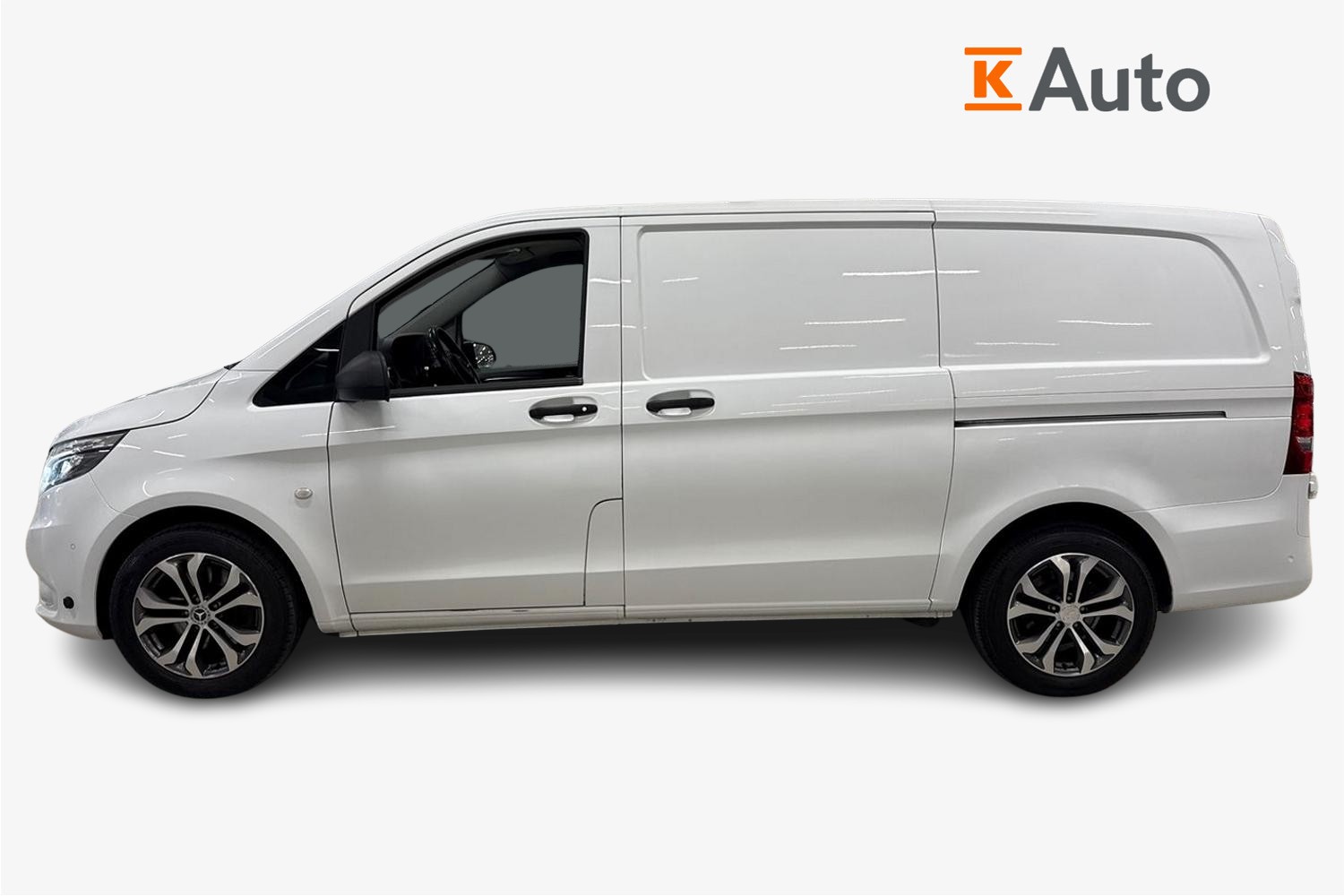 Mercedes-Benz Vito 119CDI keskipitkä A2 2017, kuva 5/26