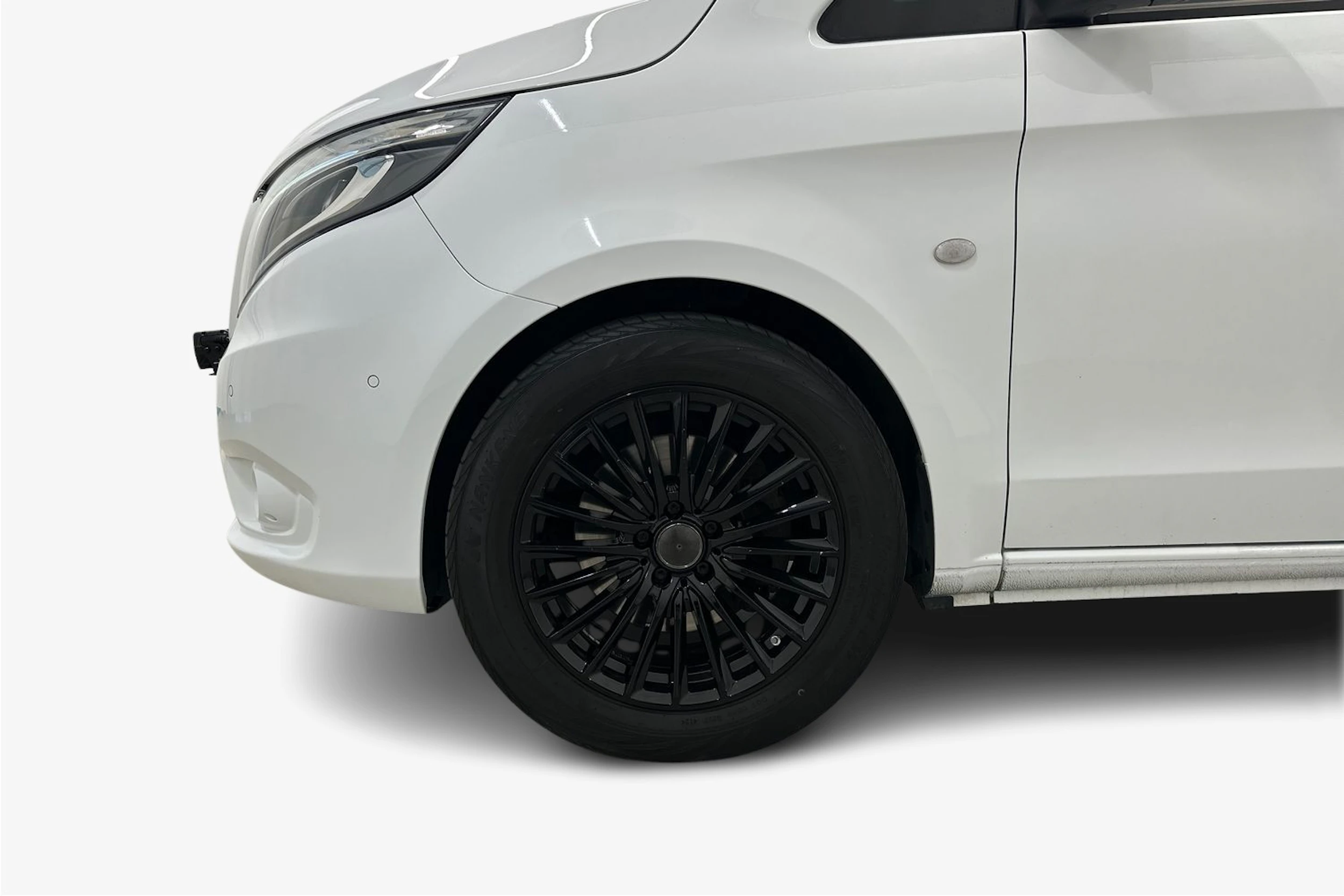valkoinen Mercedes-Benz Vito 2017 kuva 9.