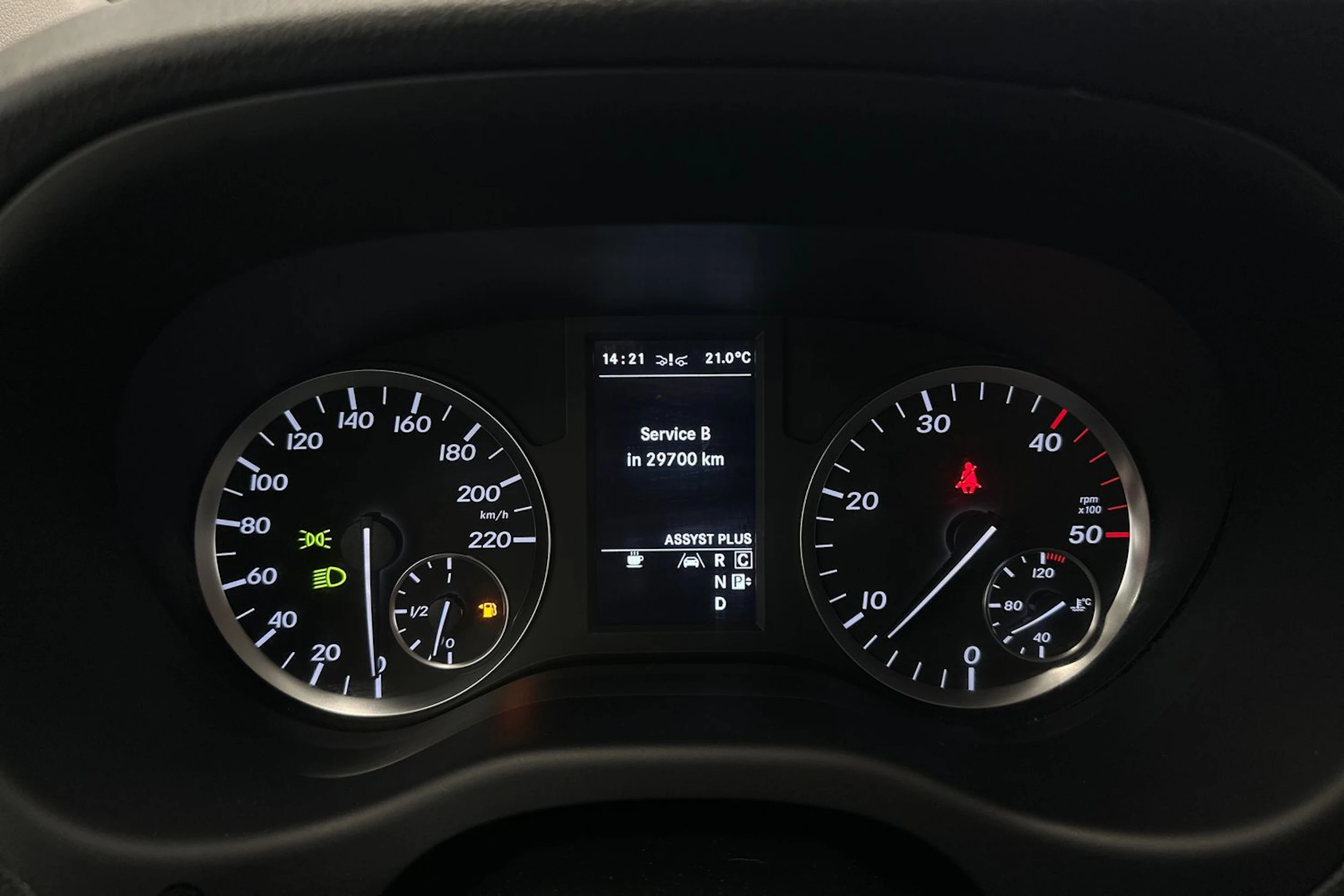 valkoinen Mercedes-Benz Vito 2017 kuva 17.