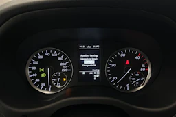valkoinen Mercedes-Benz Vito 2017 kuva 18.