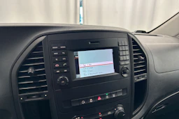 valkoinen Mercedes-Benz Vito 2017 kuva 21.