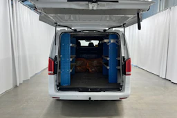 valkoinen Mercedes-Benz Vito 2017 kuva 32.