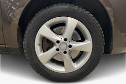 ruskea (beige) Mercedes-Benz Vito 2017 kuva 9.