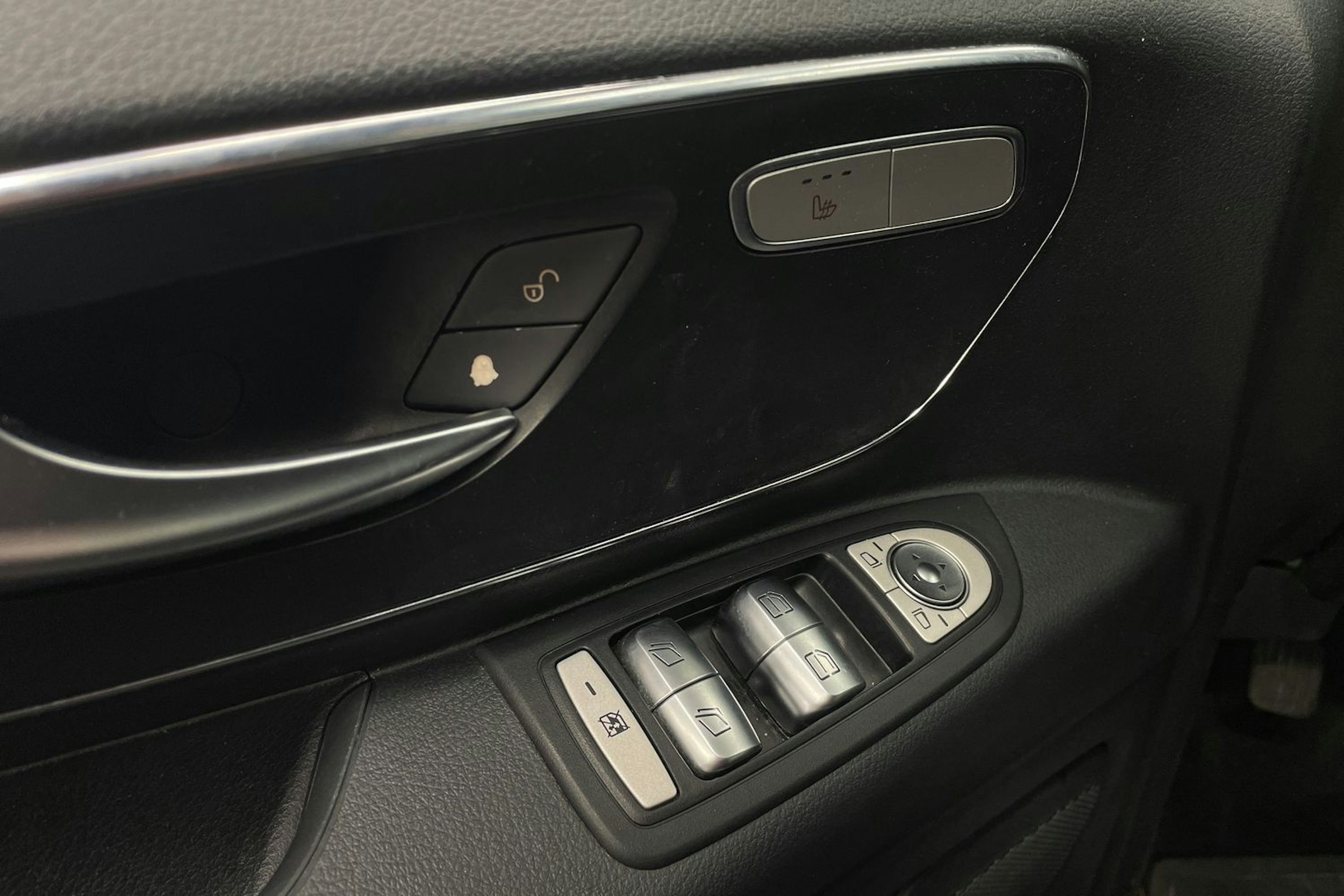 ruskea (beige) Mercedes-Benz Vito 2017 kuva 10.