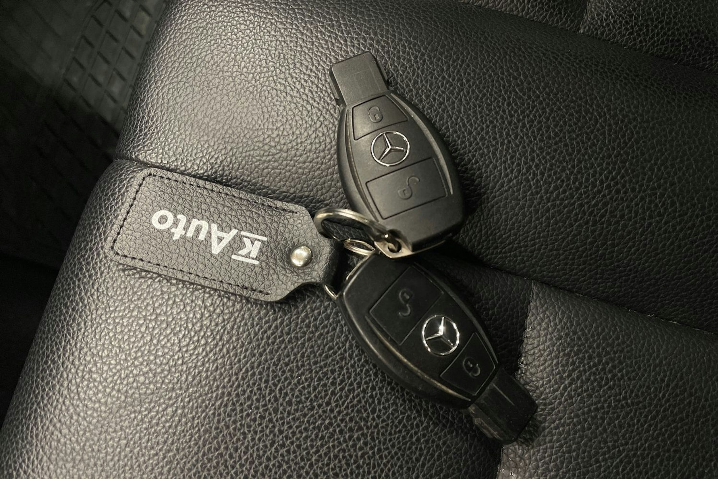 ruskea (beige) Mercedes-Benz Vito 2017 kuva 17.