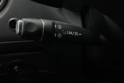 ruskea (beige) Mercedes-Benz Vito 2017 kuva 18.