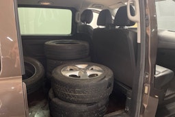 ruskea (beige) Mercedes-Benz Vito 2017 kuva 19.