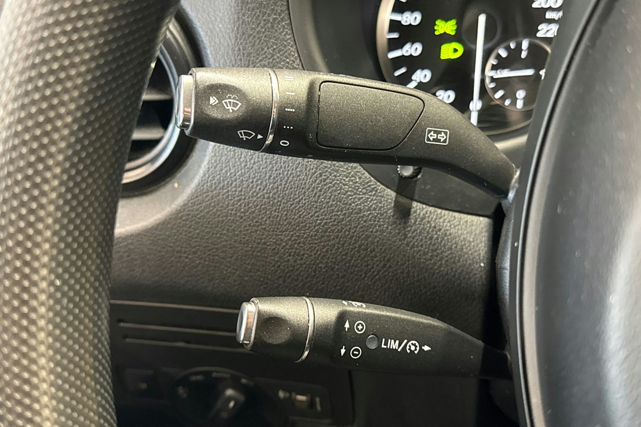 hopea Mercedes-Benz Vito 2017 kuva 18.