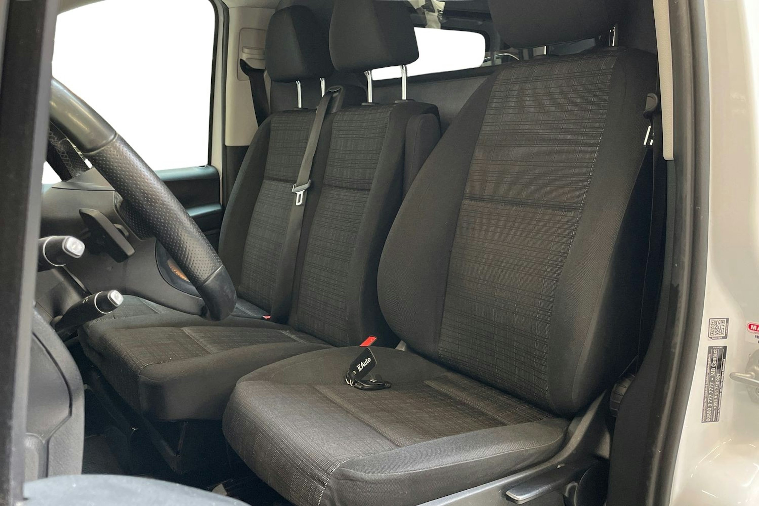 valkoinen Mercedes-Benz Vito 2017 kuva 9.