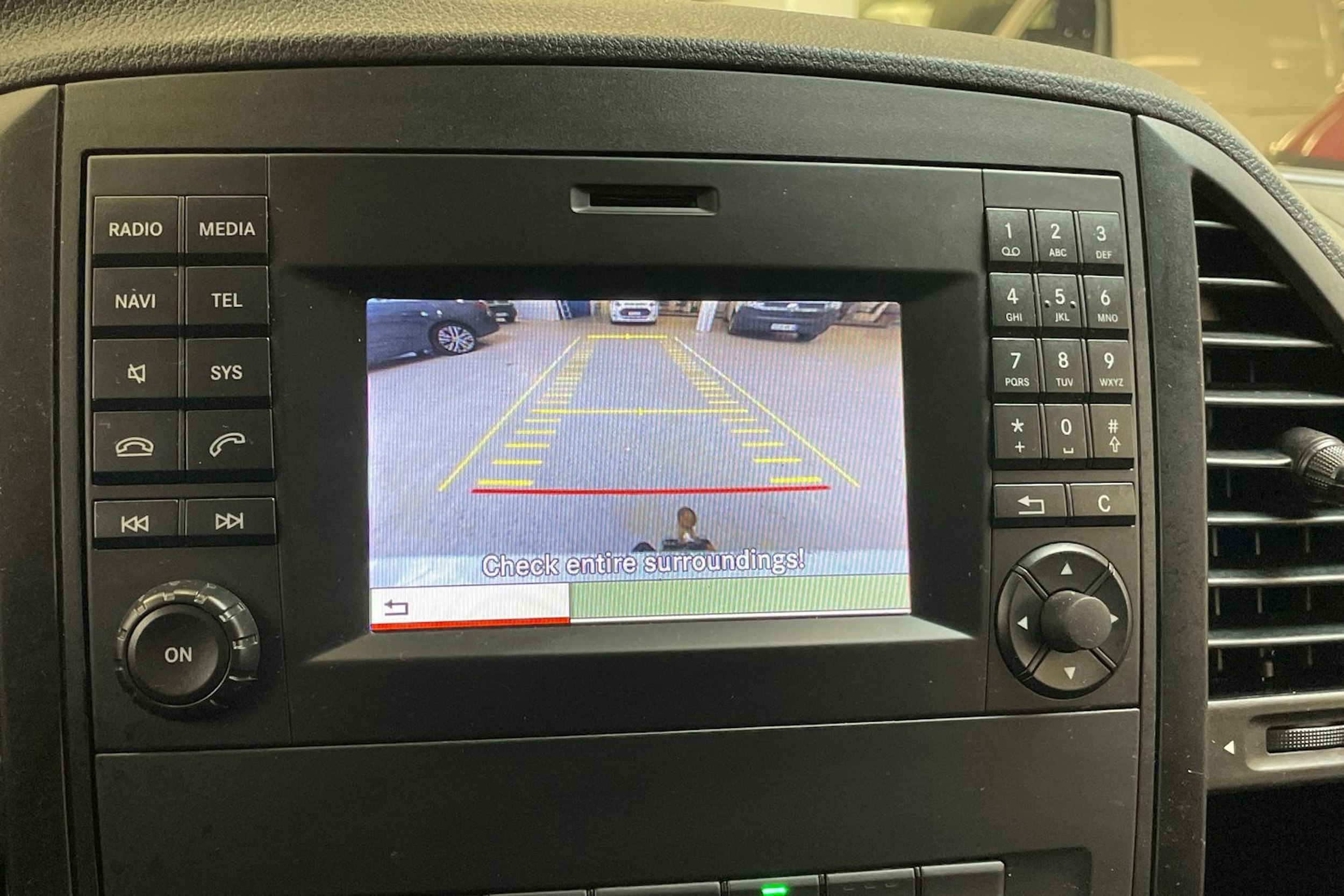 valkoinen Mercedes-Benz Vito 2017 kuva 20.
