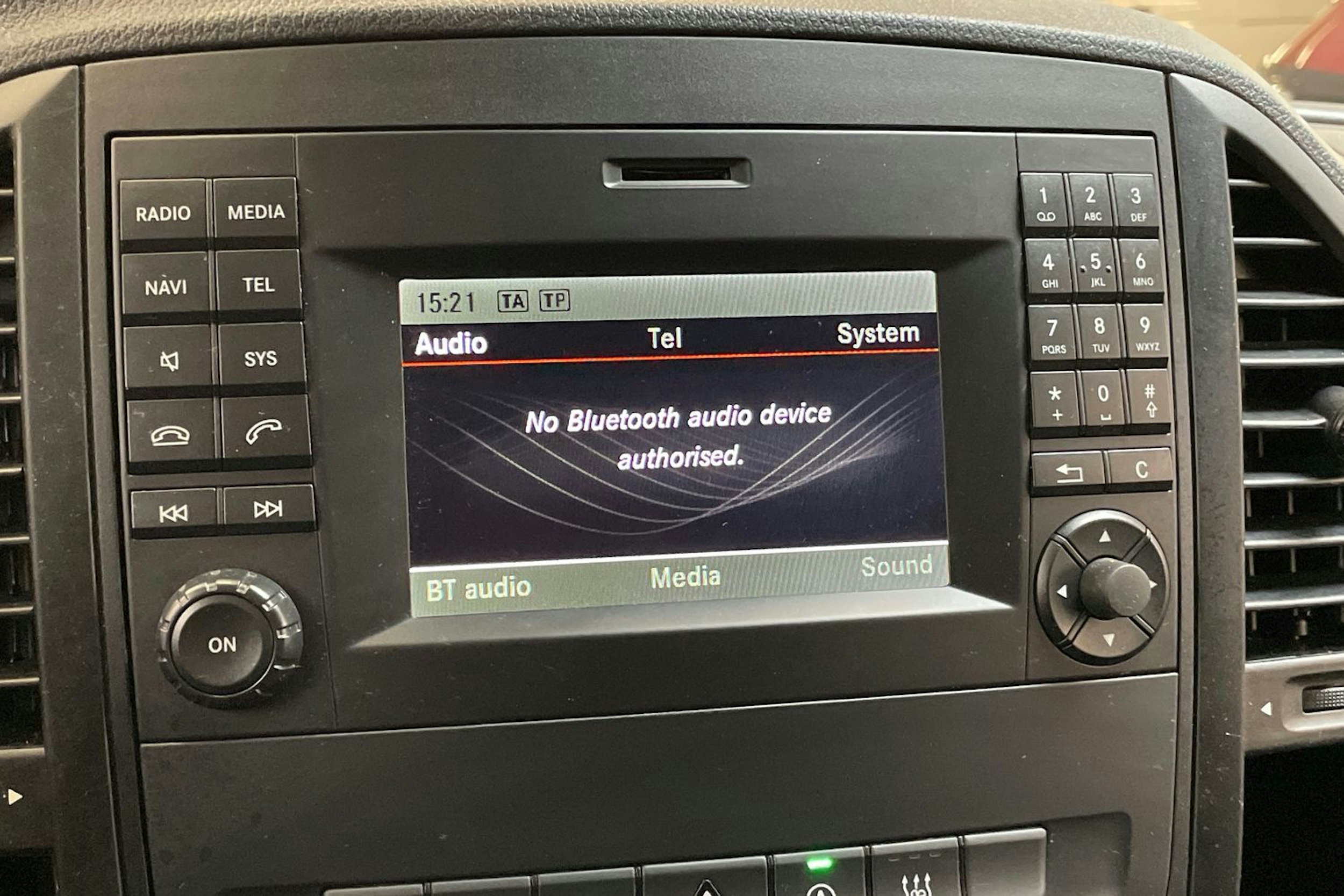 valkoinen Mercedes-Benz Vito 2017 kuva 21.