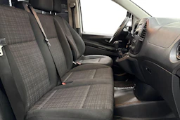 valkoinen Mercedes-Benz Vito 2017 kuva 11.
