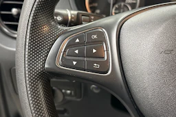 valkoinen Mercedes-Benz Vito 2017 kuva 18.