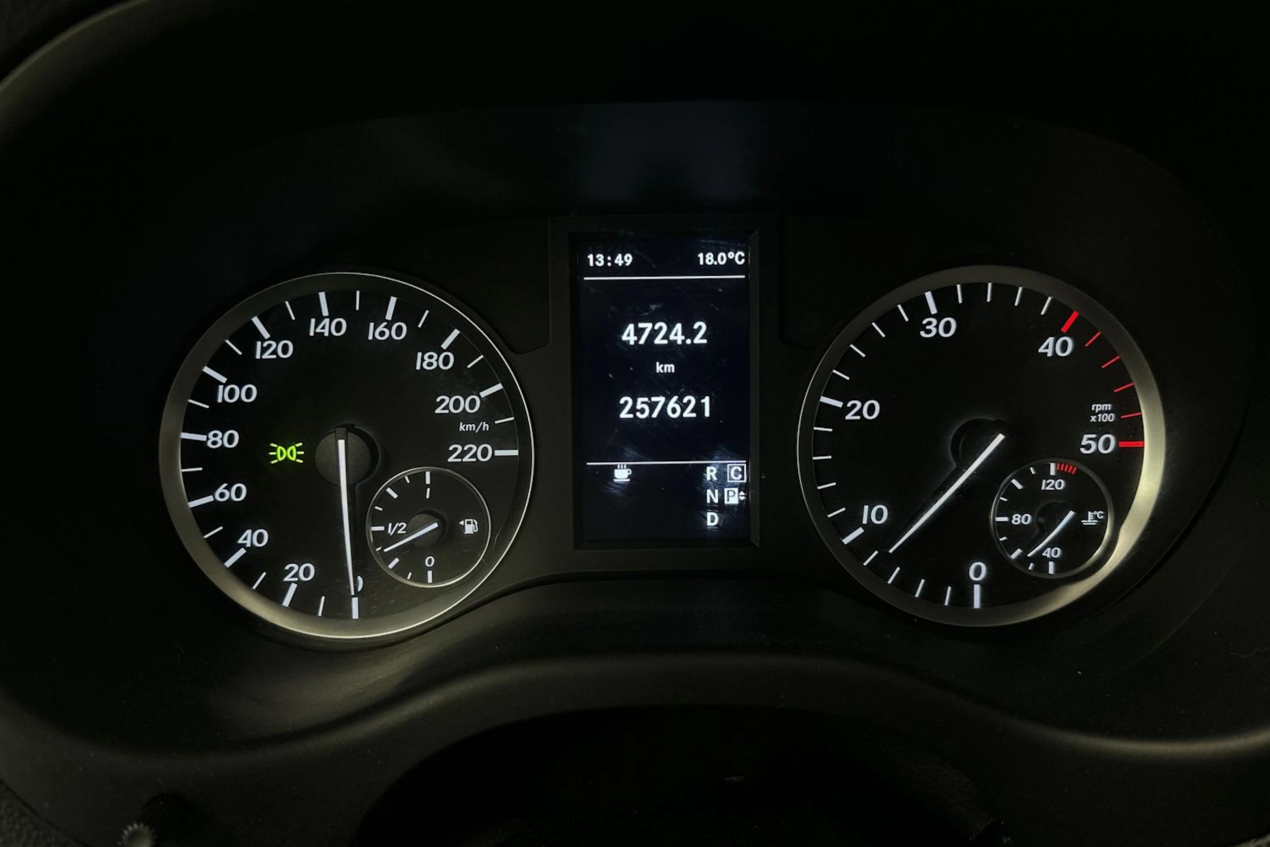 valkoinen Mercedes-Benz Vito 2017 kuva 12.