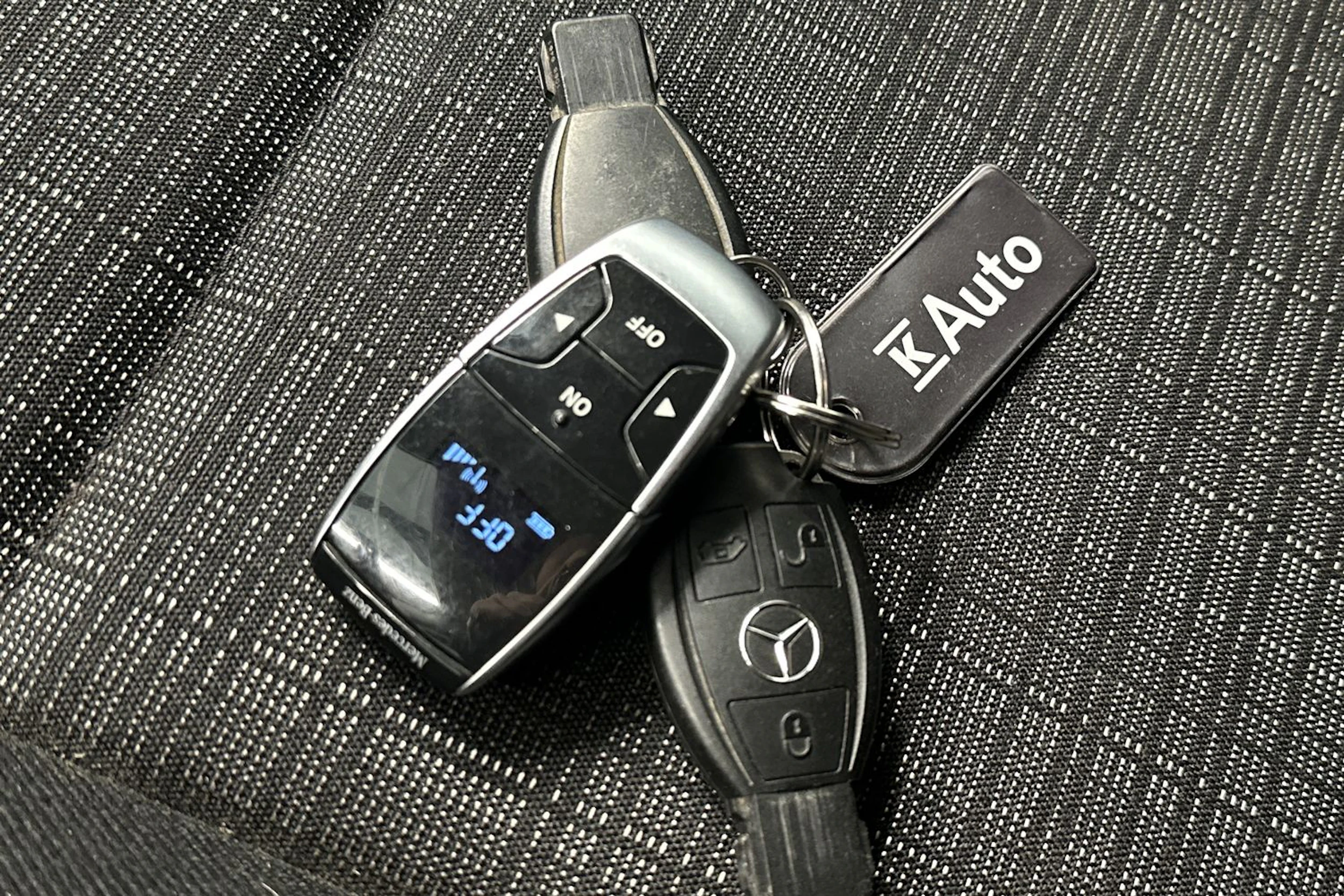 valkoinen Mercedes-Benz Vito 2017 kuva 22.