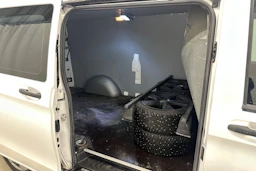 valkoinen Mercedes-Benz Vito 2017 kuva 23.